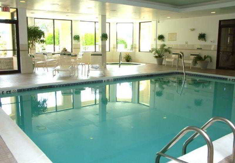 Courtyard By Marriott Norwich Hotel Bagian luar foto