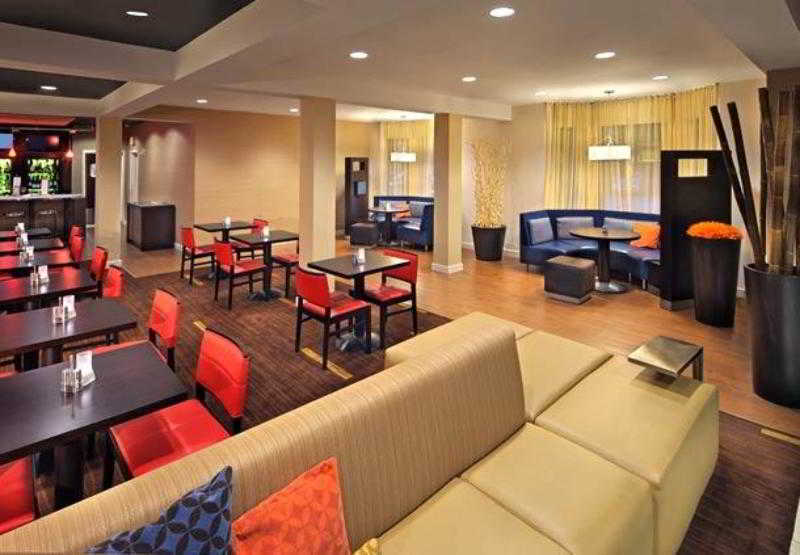 Courtyard By Marriott Norwich Hotel Bagian luar foto