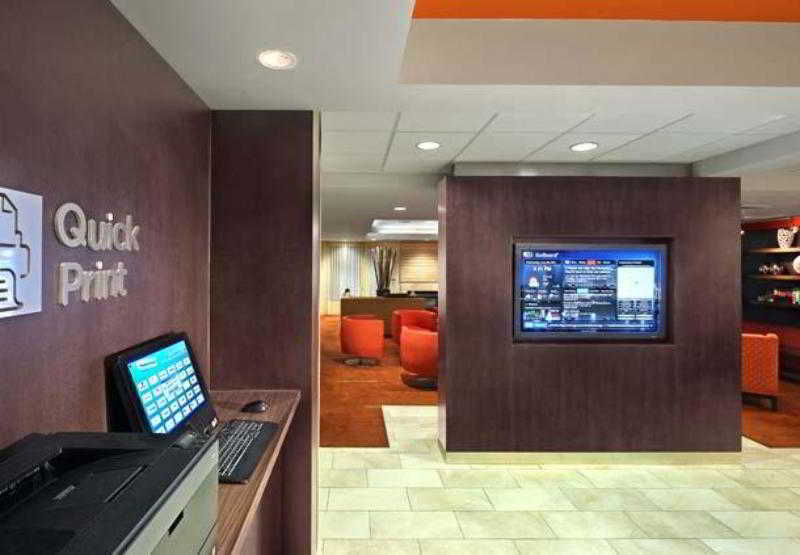 Courtyard By Marriott Norwich Hotel Bagian luar foto