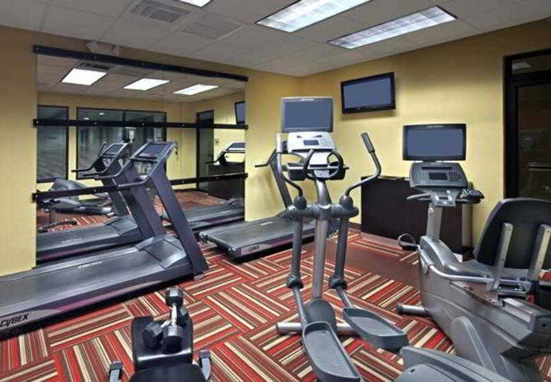 Courtyard By Marriott Norwich Hotel Bagian luar foto