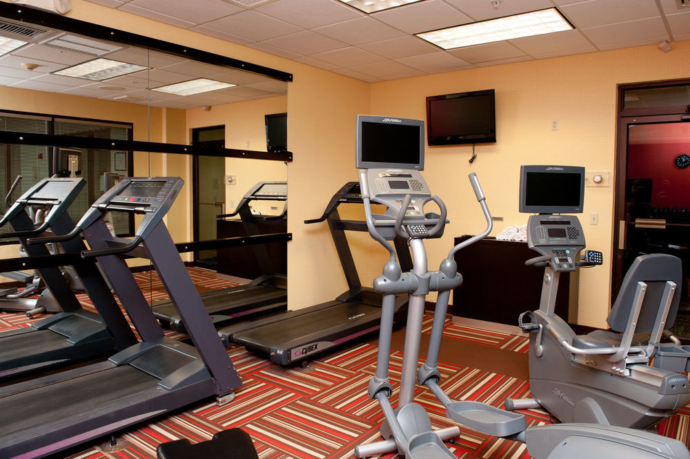 Courtyard By Marriott Norwich Hotel Bagian luar foto